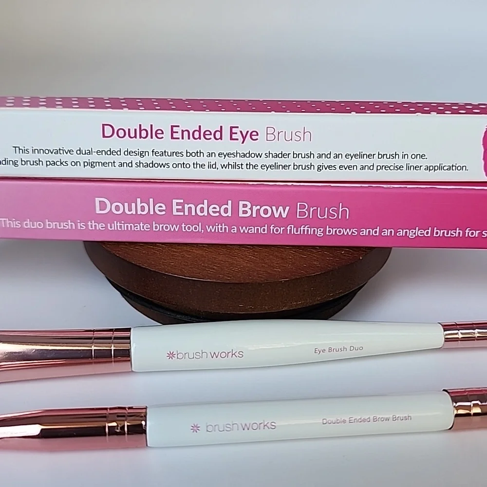 Brush Works Set - Double Ended Eye Brush & Double Ended Brow Brush